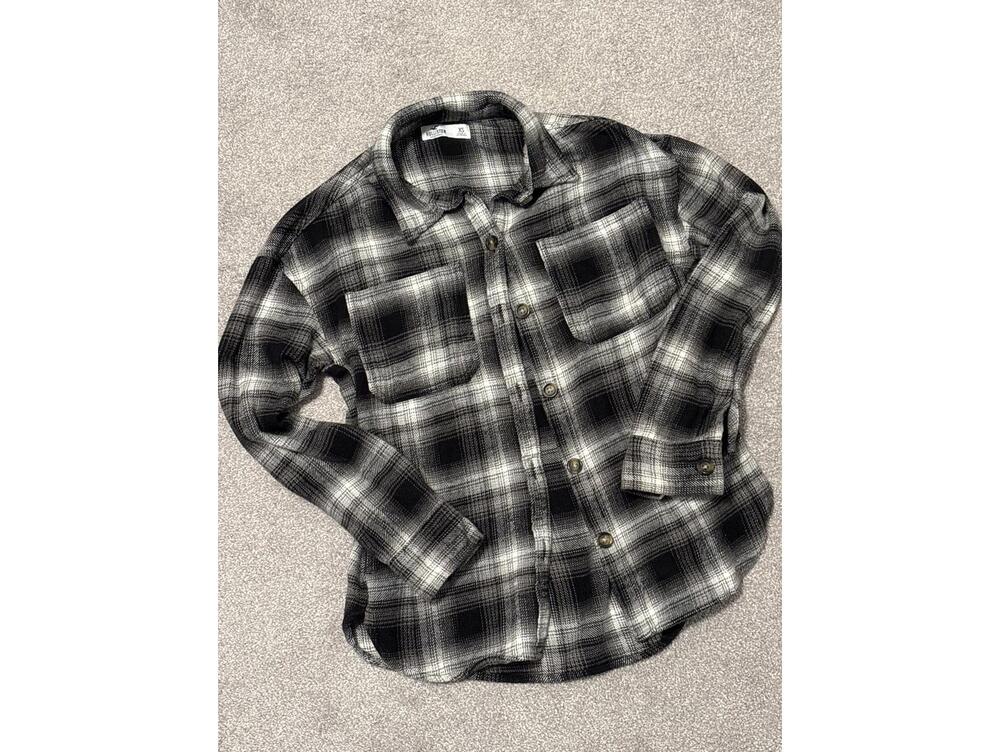 Hollister Black and White Plaid Button-Up Shirt Jacket
